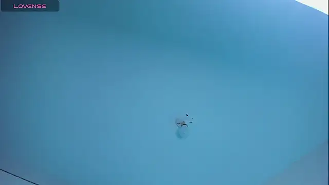 Ellope  online show from November 8, 10:04 pm