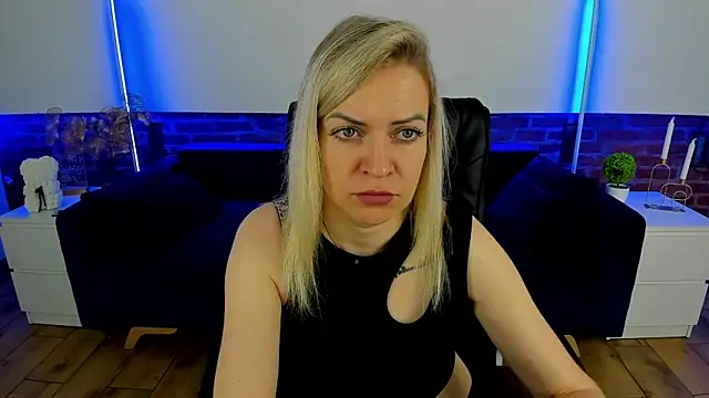 Anna Snows online show from September 22, 5:28 am