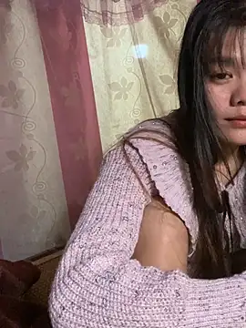 PhanHaa online show from December 3, 1:13 pm