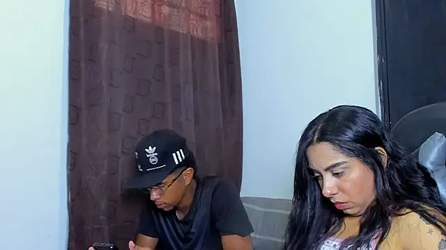 violet and myers online show from January 8, 8:13 pm