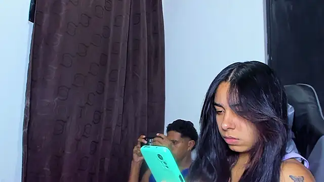 violet and myers online show from February 11, 4:25 am