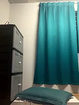 melyiaaa online show from January 16, 2:46 pm