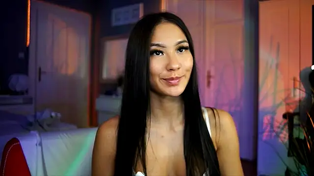 SyrenAsia online show from November 7, 8:36 pm