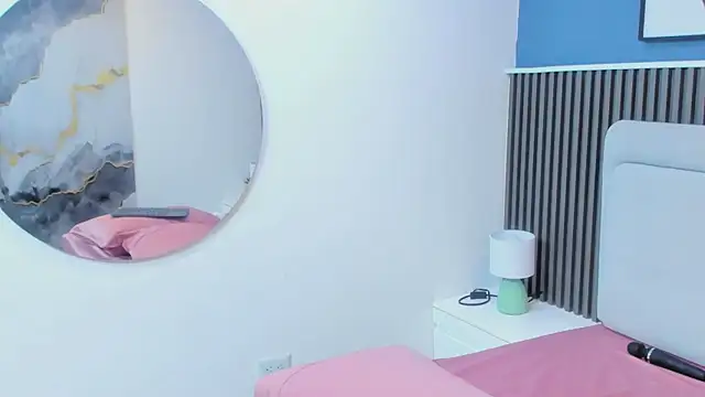 lily  star online show from February 15, 5:10 am