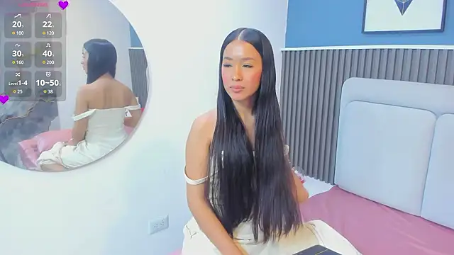 lily  star online show from March 30, 8:47 am