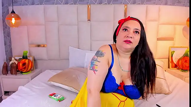  im alaya online show from October 31, 5:09 am