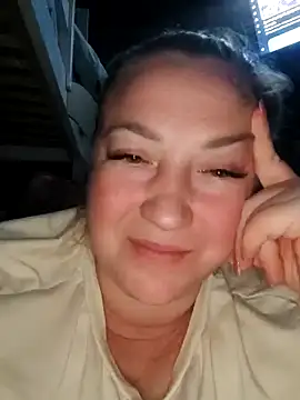 Kiss Eva online show from September 13, 9:23 pm