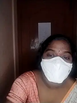 Snapshot of Megha_21 chatting on October 1, 6:02 pm Megha 21 online show from October 1, 6:02 pm