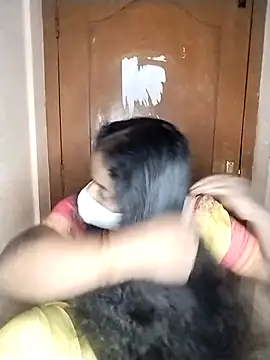 Snapshot of Megha_21 chatting on October 6, 10:03 pm Megha 21 online show from October 6, 10:03 pm