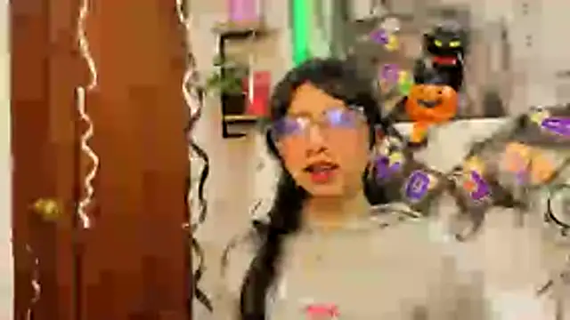 VioletxBloom online show from October 22, 8:36 pm