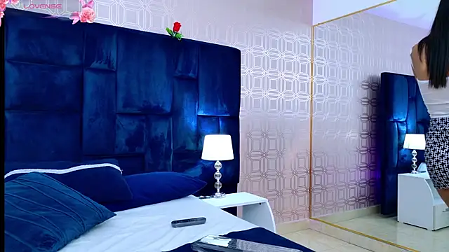 Samanta Isel online show from September 23, 3:37 am