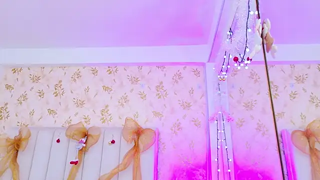 Samanta Isel online show from December 23, 3:10 am