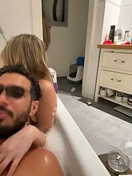 husbandandwifetobe online show from November 22, 3:53 am