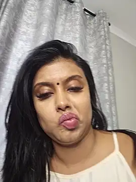 Indian GlowingMiax online show from November 22, 6:38 am