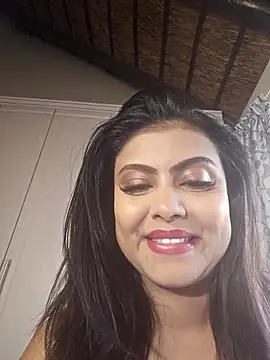 Indian GlowingMiax online show from December 17, 5:00 am