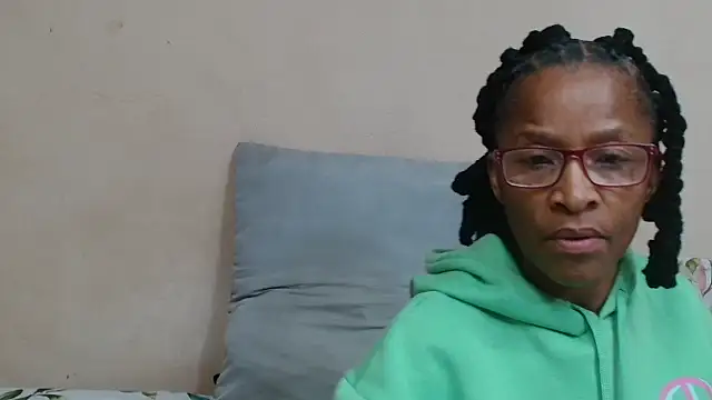 SugarPoppy24xxx online show from October 4, 8:20 am