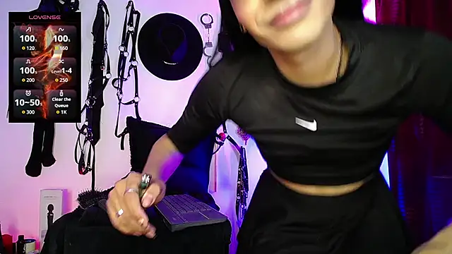 Akinoro dark online show from November 23, 9:49 pm