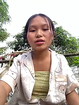 milo bae online show from December 20, 8:18 am