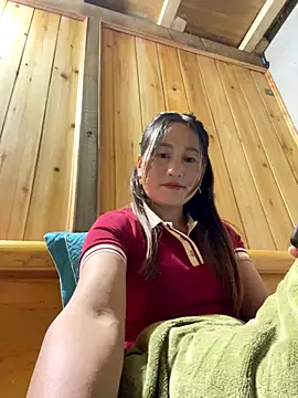 phungtiti online show from November 3, 1:15 pm