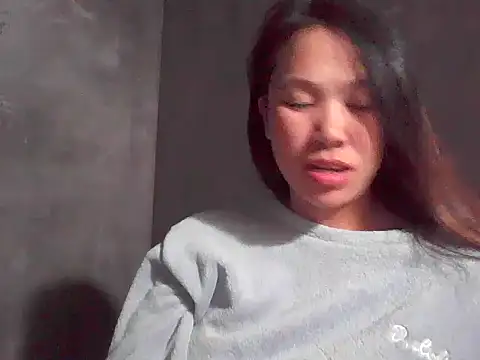 fanchunn online show from December 3, 1:24 pm