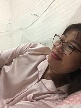 Vitamin sexy online show from March 4, 3:51 pm