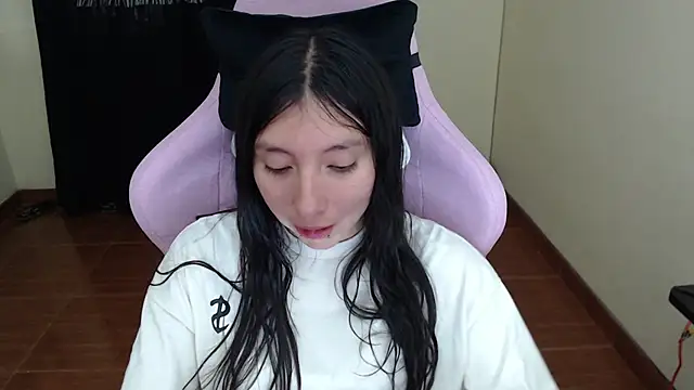 Snapshot of ScarlettShirahoshi chatting on September 14, 7:56 pm ScarlettShirahoshi online show from September 14, 7:56 pm