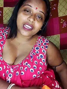 Snapshot of Hot-Show2 chatting on September 28, 6:35 pm Hot-Show2 online show from September 28, 6:35 pm