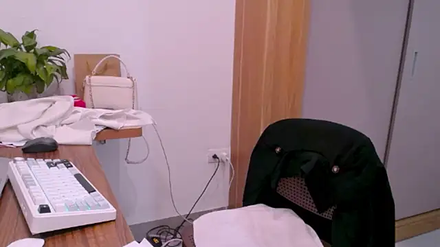 bunny b4nny online show from October 29, 3:25 pm