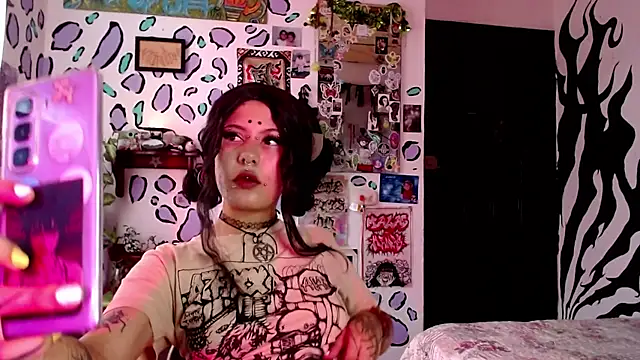 MistressMariam  online show from September 24, 8:52 pm