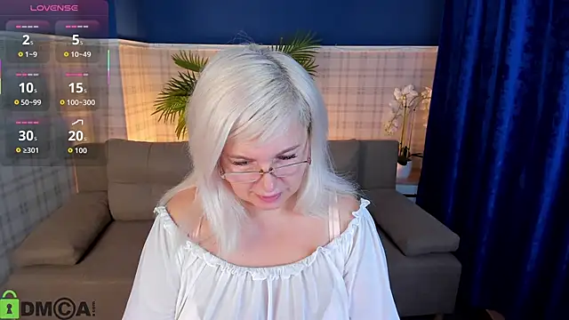 Hella Fabel online show from November 22, 1:19 am