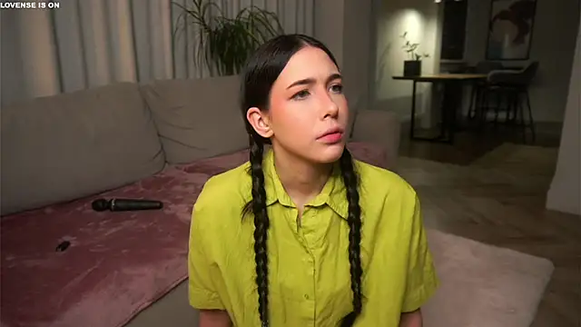 EviaRabasca online show from November 20, 11:33 am