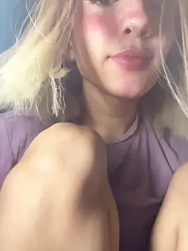 SweetBunnyGF online show from December 2, 1:07 am