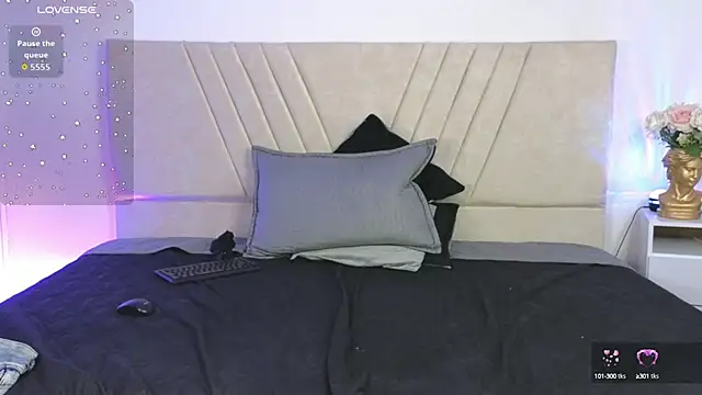 isabella cf online show from September 11, 6:14 am