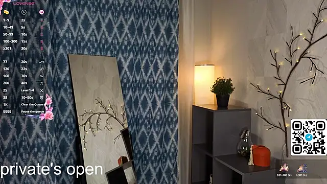 Brittney Shaw online show from November 12, 2:15 pm