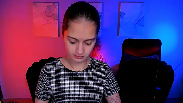 talia seduce online show from December 3, 10:06 am