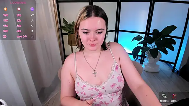 HeyMary online show from October 10, 11:04 am