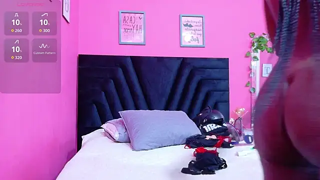 SweeterChocolate online show from October 22, 3:22 am