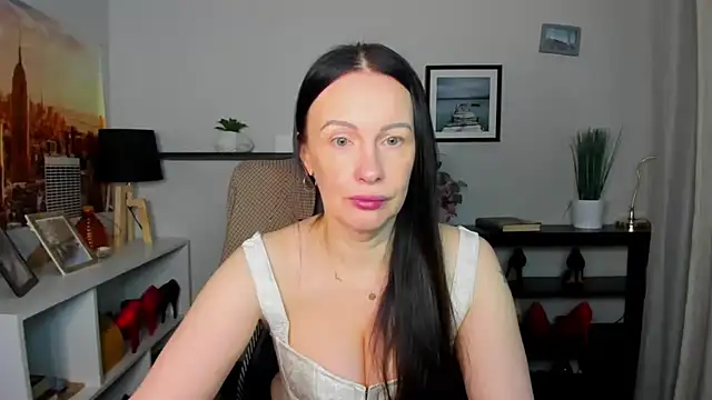 Velvet Jasmine online show from December 16, 6:30 am