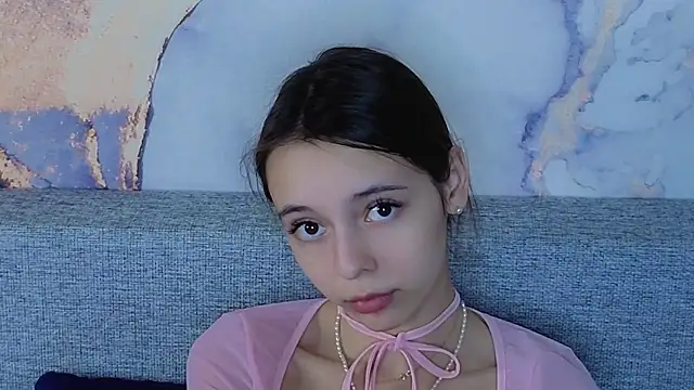 Snapshot of BerryTeen chatting on October 23, 7:36 am BerryTeen online show from October 23, 7:36 am