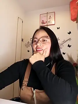 Daliz Leon online show from September 28, 3:02 am