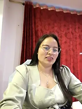 Daliz Leon online show from October 12, 2:58 am