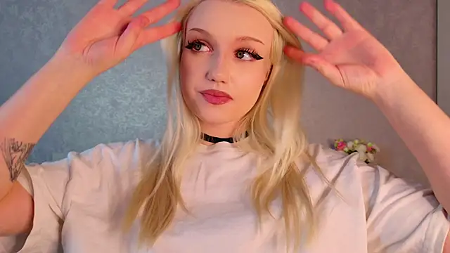 trinnity sweet online show from December 14, 3:07 pm