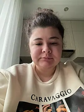 AliceCurlyX online show from February 8, 7:34 am