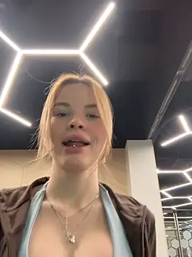 SMELLSEX online show from January 13, 7:40 pm