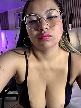 AbbieJoness   online show from February 9, 12:29 pm