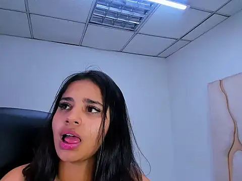 ScarletDoll online show from November 30, 8:51 am