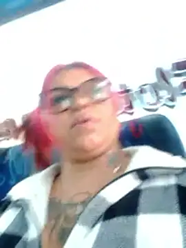 snow belle online show from February 27, 8:19 pm