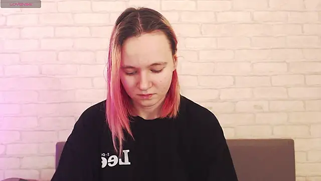 Ericha Stone online show from January 18, 3:36 am