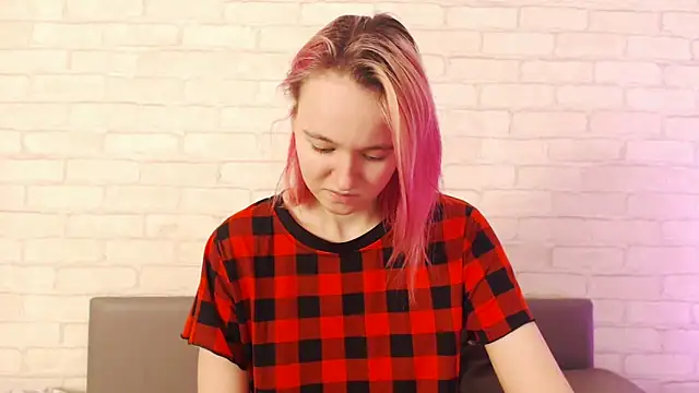 Ericha Stone online show from November 23, 1:52 am