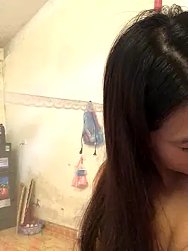 Snapshot of LiLy-0477 chatting on October 29, 7:23 am LiLy-0477 online show from October 29, 7:23 am